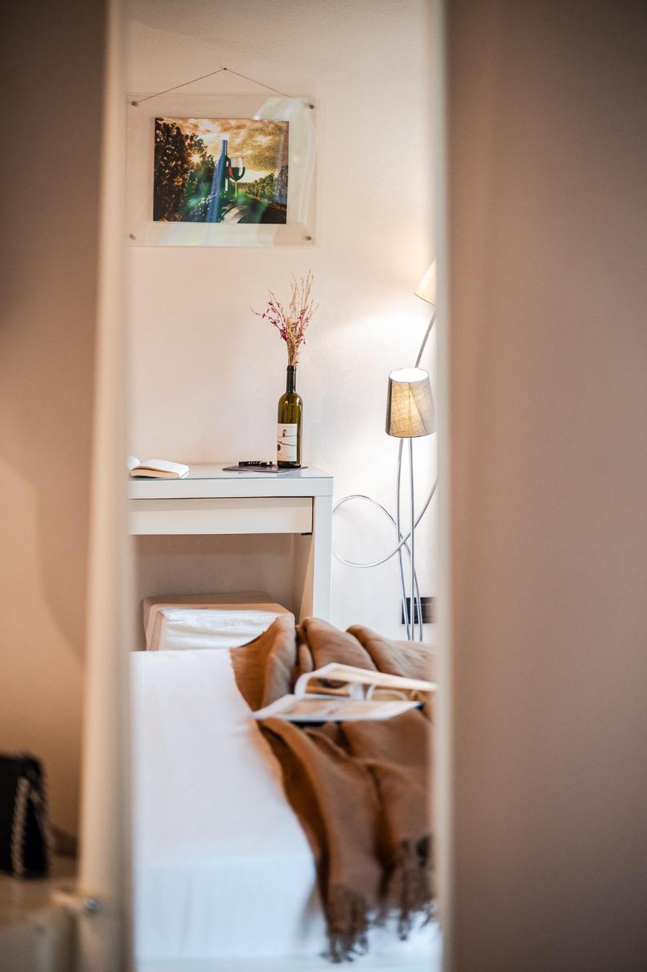 Emilio'S Rooms Castelvetro di Modena Bagian luar foto